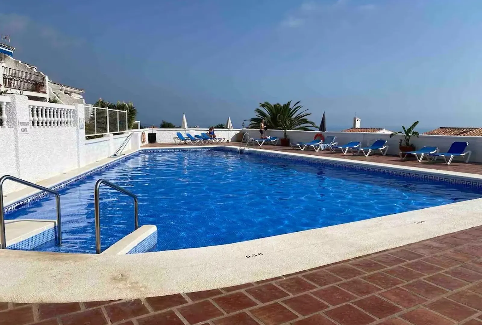 Lovely Townhouse, Several Terraces, Garden, Pool Nerja Španělsko